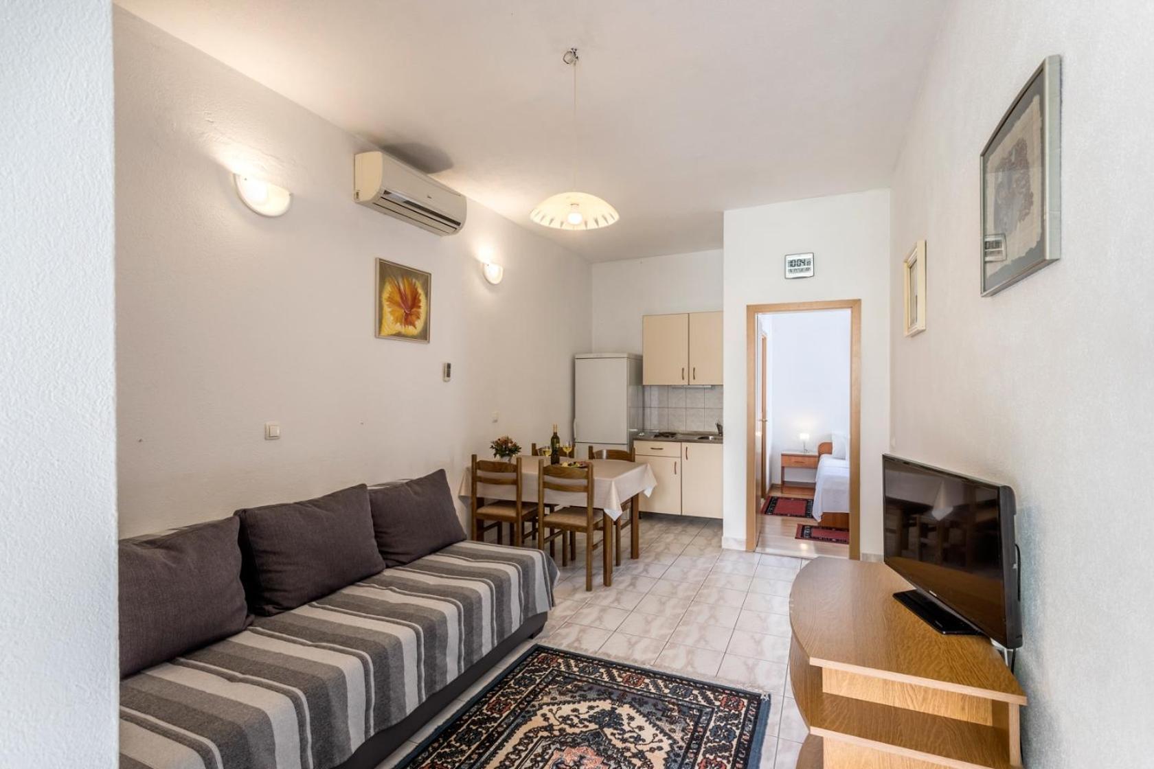 Apartments With A Parking Space Baska Voda, Makarska - 301 Стая снимка